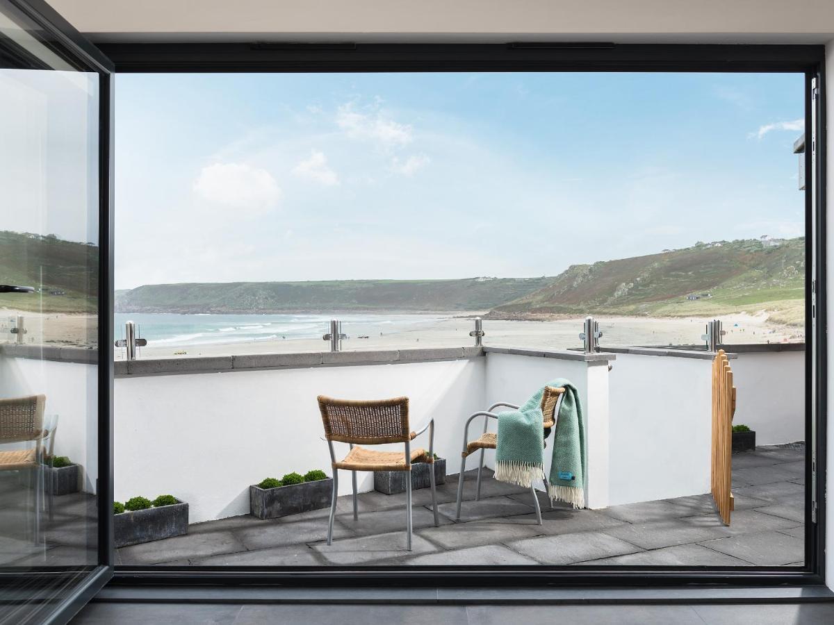The Old Beach Store Sennen Cove Exterior photo