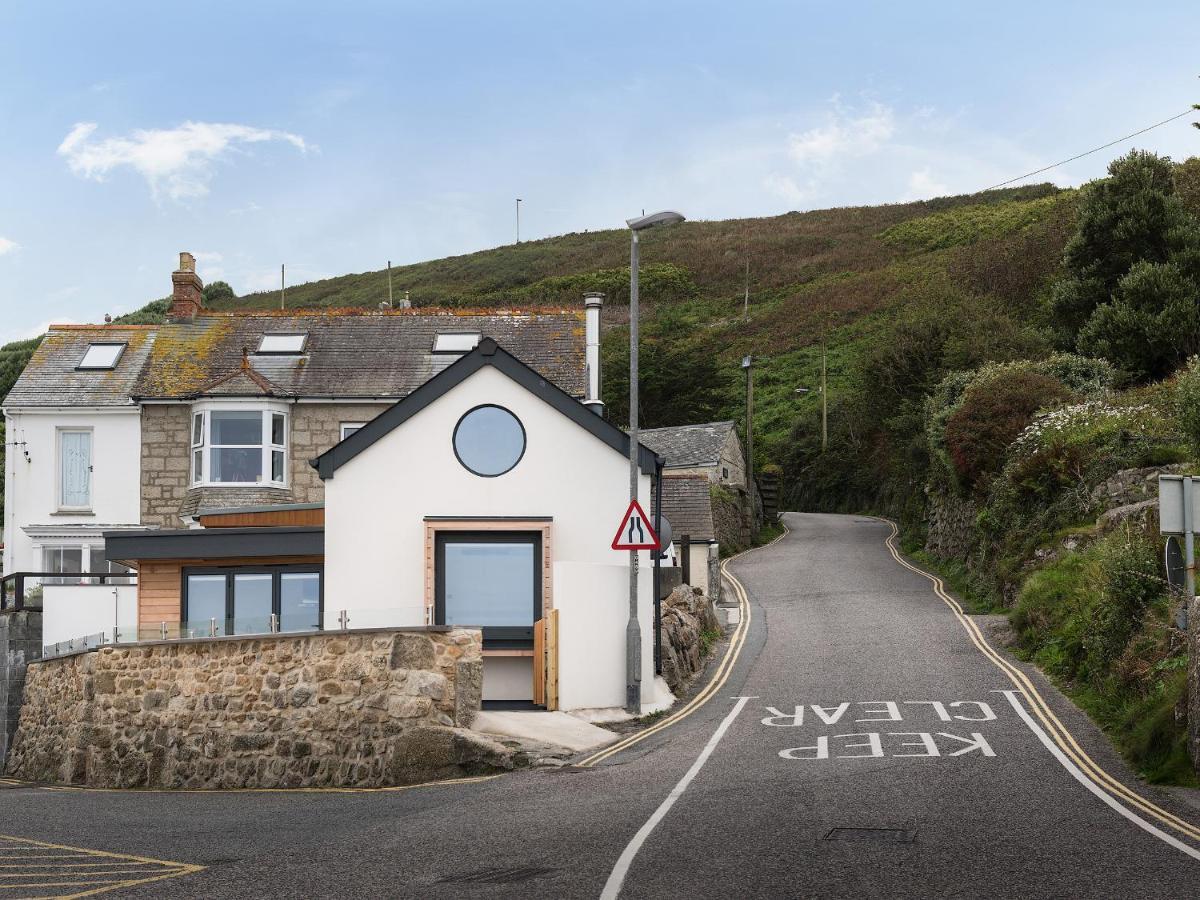The Old Beach Store Sennen Cove Exterior photo